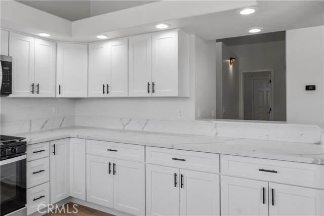 13565 Monterey RD, Desert Hot Springs CA: https://media.crmls.org/medias/d4343366-e5a8-4481-a79a-a03b10825c41.jpg