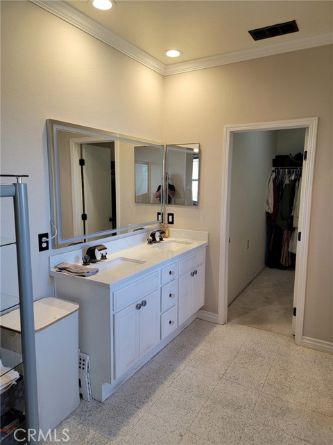Detail Gallery Image 7 of 12 For 3052 Clapper St, Perris,  CA 92571 - 3 Beds | 2/1 Baths