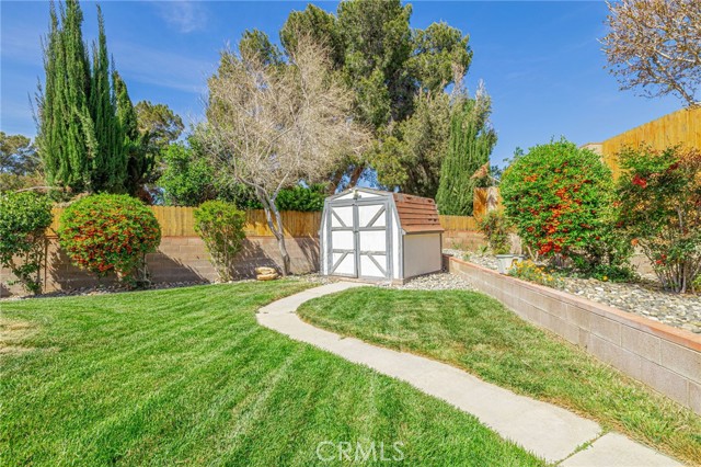 Detail Gallery Image 30 of 40 For 4755 Quartz Hill Rd, Lancaster,  CA 93536 - 3 Beds | 3 Baths