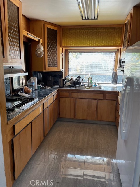 Detail Gallery Image 3 of 18 For 9275 Sheep Ranch Rd, Mountain Ranch,  CA 95246 - 3 Beds | 2 Baths