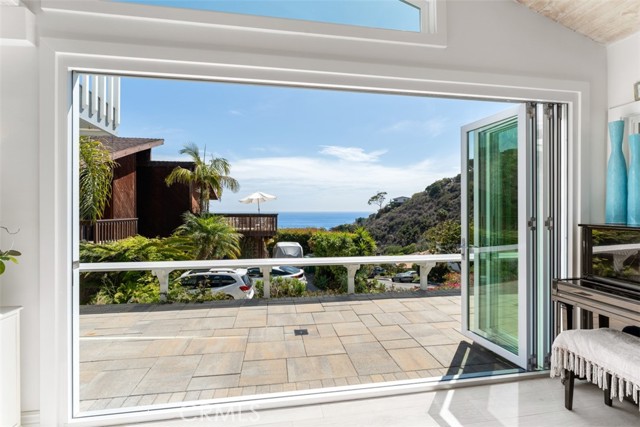 Large Folding Doors to the side Ocean View patio