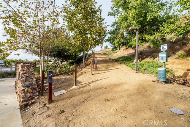 11298 Finders Court, Corona CA: https://media.crmls.org/medias/d435c88e-b2ce-4597-ab49-bd1019259f4e.jpg