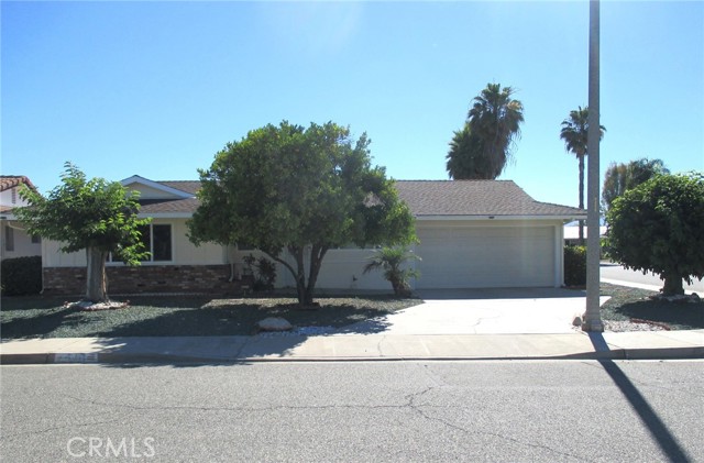 Image 2 for 640 Mount Hood Dr, Hemet, CA 92543