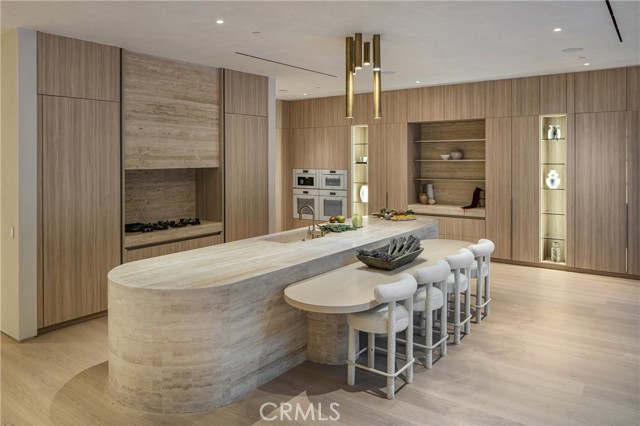 17177 Adlon Road, Encino CA: https://media.crmls.org/medias/d4375306-5d33-449f-9490-5e3b989f09ef.jpg