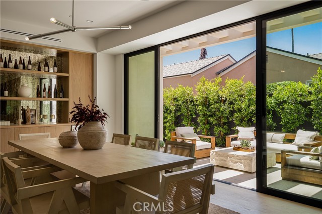 Detail Gallery Image 9 of 62 For 12335 Otsego St, Valley Village,  CA 91607 - 5 Beds | 6/1 Baths
