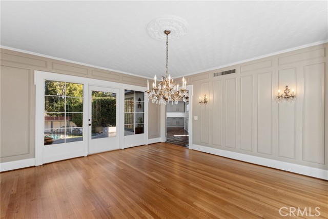 Detail Gallery Image 12 of 41 For 1205 W Highland Ave, Redlands,  CA 92373 - 4 Beds | 3/2 Baths