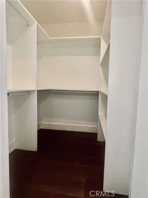 1856 9th Street, Manhattan Beach CA: https://media.crmls.org/medias/d438050a-ec23-4200-9f96-8c283e7905c1.jpg
