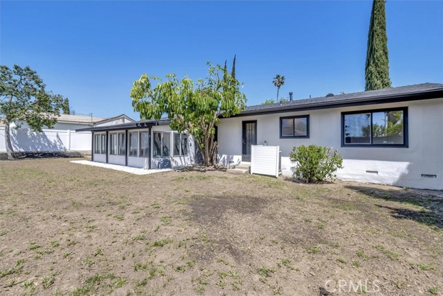 18500 Celtic Street, Porter Ranch CA: https://media.crmls.org/medias/d4382918-1aae-4372-9cb9-115a5e1507d9.jpg