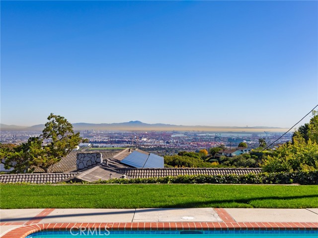 Detail Gallery Image 2 of 59 For 2636 Sunnyside Ridge Road, Rancho Palos Verdes,  CA 90275 - 4 Beds | 3 Baths