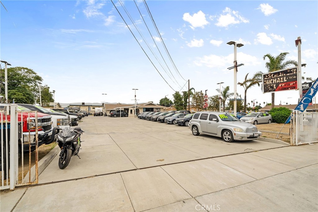 D43859Cc 7Df4 42C1 8D41 B7093011A8D0 838 W Valley Boulevard, Bloomington, Ca 92316 &Lt;Span Style='BackgroundColor:transparent;Padding:0Px;'&Gt; &Lt;Small&Gt; &Lt;I&Gt; &Lt;/I&Gt; &Lt;/Small&Gt;&Lt;/Span&Gt;