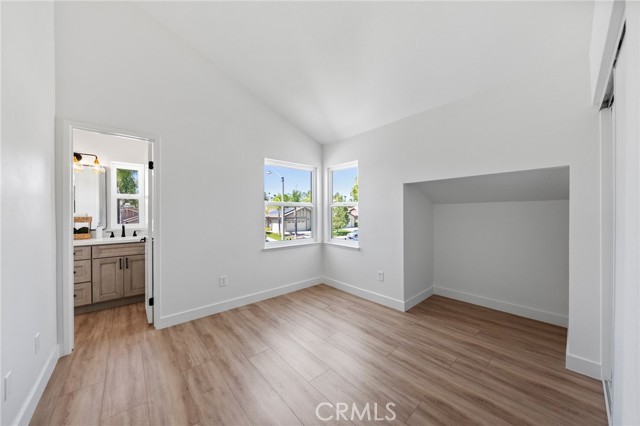 41442 Avenida De La Reina, Temecula CA: https://media.crmls.org/medias/d438a1da-8900-4951-b39e-6492e4663bd5.jpg