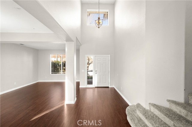 Detail Gallery Image 4 of 58 For 4028 Portola, Palmdale,  CA 93551 - 5 Beds | 3 Baths