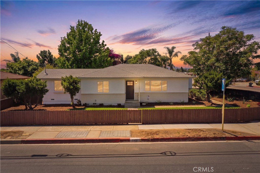 749 N Midway - photo 15