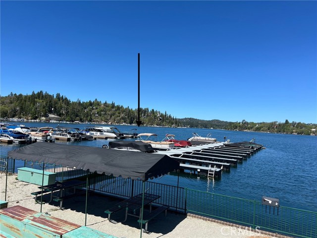 173 Dam-4 Slip-5, Lake Arrowhead CA: https://media.crmls.org/medias/d439cfab-5949-4afa-ba0a-6609bf2d9c03.jpg
