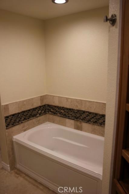 140 The Village, Redondo Beach, California 90277, 1 Bedroom Bedrooms, ,1 BathroomBathrooms,Residential,Sold,The Village,SB14184276