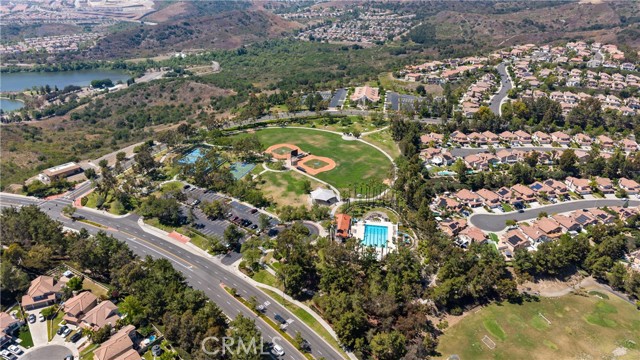 Detail Gallery Image 42 of 55 For 18 via Tigra, Rancho Santa Margarita,  CA 92688 - 4 Beds | 3 Baths