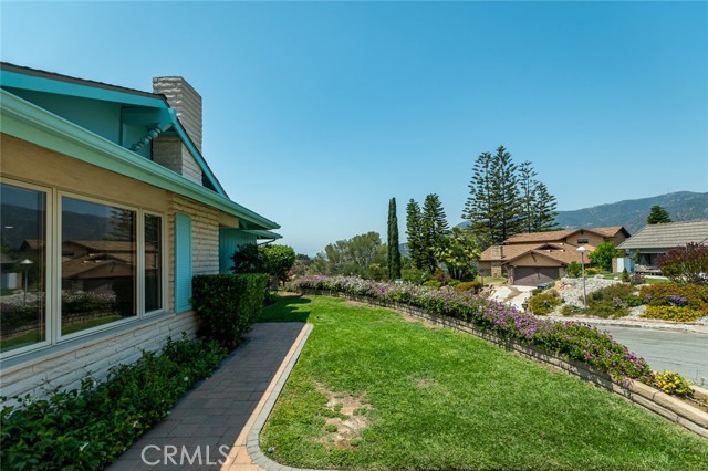 Detail Gallery Image 37 of 38 For 2251 El Arbolita Dr, Glendale,  CA 91208 - 2 Beds | 2 Baths