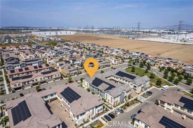 3645 E Delight Paseo, Ontario CA: https://media.crmls.org/medias/d43b5984-fb7c-439f-b671-87397c18b203.jpg