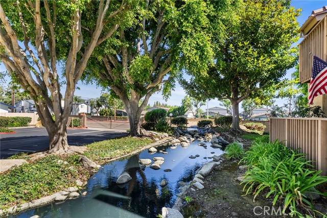 Detail Gallery Image 23 of 26 For 16512 Blackbeard Ln #200,  Huntington Beach,  CA 92649 - 3 Beds | 2 Baths