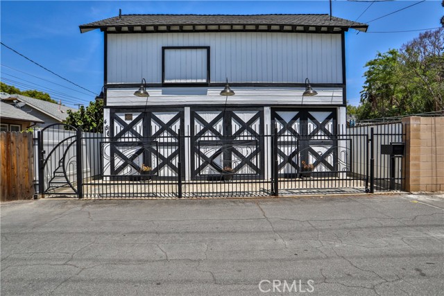 Detail Gallery Image 4 of 46 For 520 N Vine Rear Ave, Ontario,  CA 91761 - 1 Beds | 1 Baths