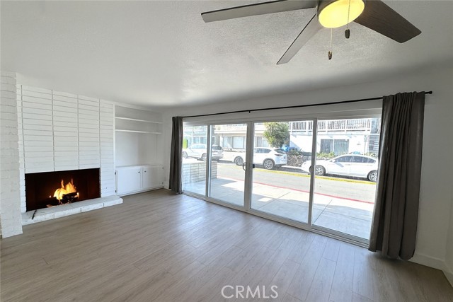 Detail Gallery Image 5 of 14 For 122 46th St a,  Newport Beach,  CA 92663 - 3 Beds | 2 Baths