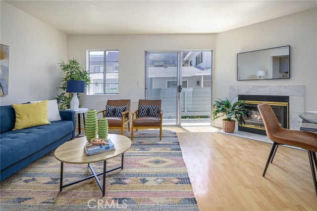 Detail Gallery Image 10 of 37 For 618 N Howard St #105,  Glendale,  CA 91206 - 2 Beds | 2 Baths