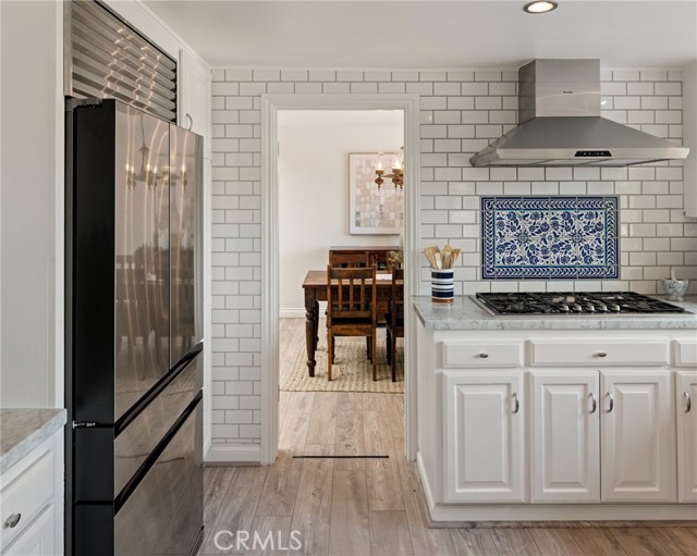 6312 Tahoe Drive, Los Angeles CA: https://media.crmls.org/medias/d43c437b-13b1-445d-8fb8-6f3cca6cdfc4.jpg