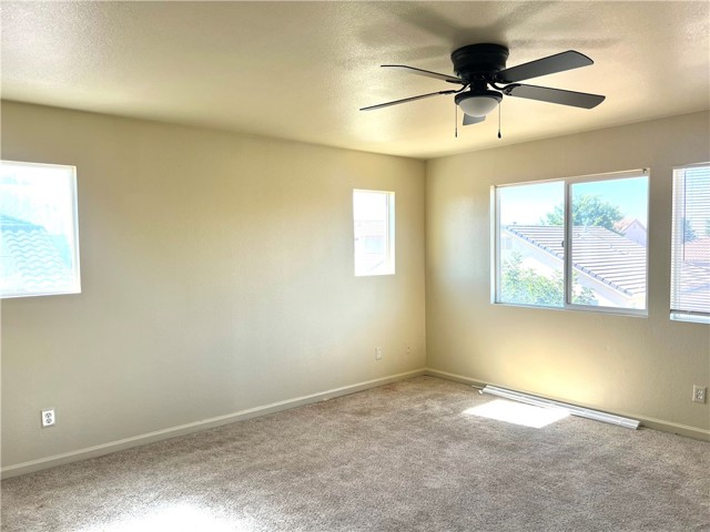 1343 Riverside Court, Merced CA: https://media.crmls.org/medias/d43ecafa-26ce-4c02-a54b-69d627f54dcc.jpg