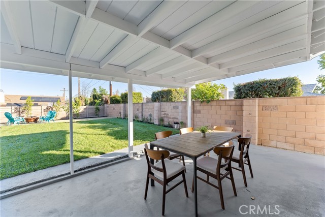 Detail Gallery Image 18 of 26 For 8744 Debra Ave, North Hills,  CA 91343 - 4 Beds | 2 Baths