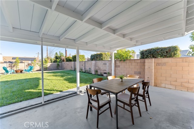 Detail Gallery Image 18 of 26 For 8744 Debra Ave, North Hills,  CA 91343 - 4 Beds | 2 Baths