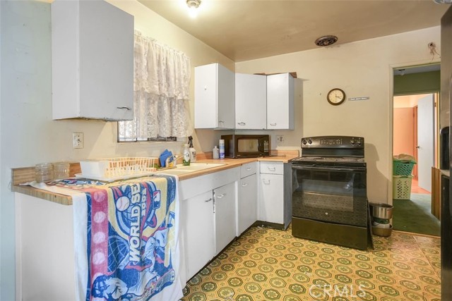 Detail Gallery Image 12 of 14 For 2112 Vasquez Pl, Riverside,  CA 92507 - 3 Beds | 2 Baths