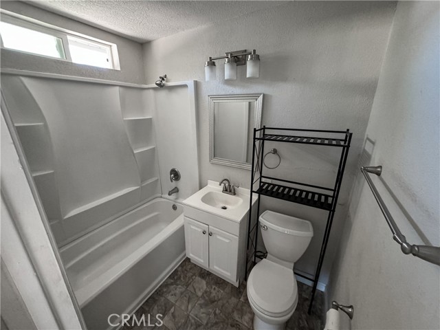 Detail Gallery Image 12 of 20 For 3053 Oleander Ave, Merced,  CA 95340 - 3 Beds | 1 Baths