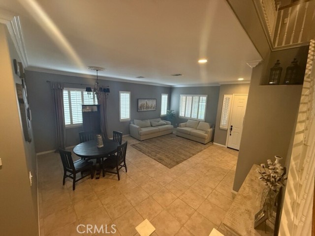 Detail Gallery Image 2 of 8 For 21109 Cross Creek, Saugus,  CA 91350 - 4 Beds | 3/1 Baths