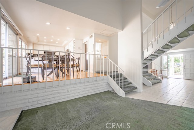 25531 Classic Drive, Mission Viejo CA: https://media.crmls.org/medias/d44323dd-6565-4462-9018-25ecee073cbd.jpg