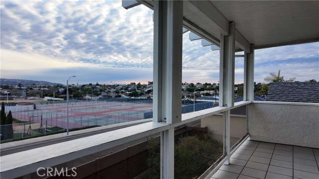 Detail Gallery Image 11 of 32 For 5406 Carmelynn St, Torrance,  CA 90503 - 3 Beds | 3 Baths