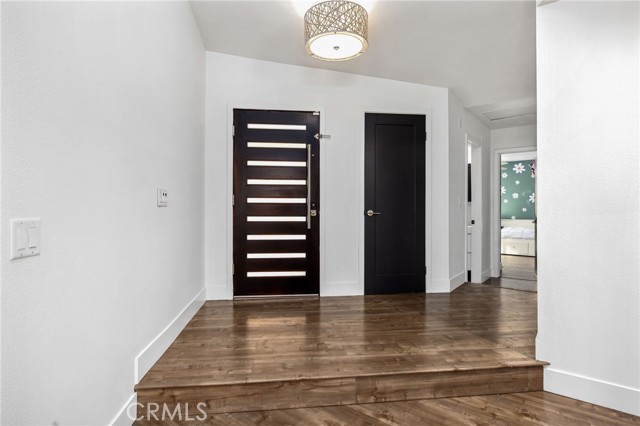 Detail Gallery Image 6 of 65 For 30520 Cinnamon Teal, Canyon Lake,  CA 92587 - 3 Beds | 3 Baths