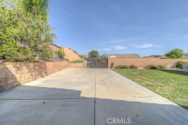 42133 Wagon Wheel Lane, Murrieta CA: https://media.crmls.org/medias/d444d719-eb28-4bc3-a41b-a7a06e575bf3.jpg