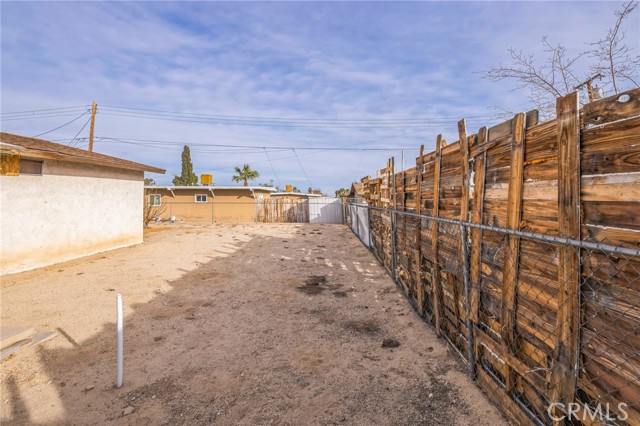 Detail Gallery Image 22 of 30 For 6425 Ocotillo Ave, Twentynine Palms,  CA 92277 - 2 Beds | 1 Baths