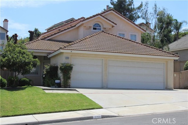 2313 Calle Bienvenida, Chino Hills CA: https://media.crmls.org/medias/d4457fe2-cce7-4b99-8883-493d7cd6c5bf.jpg
