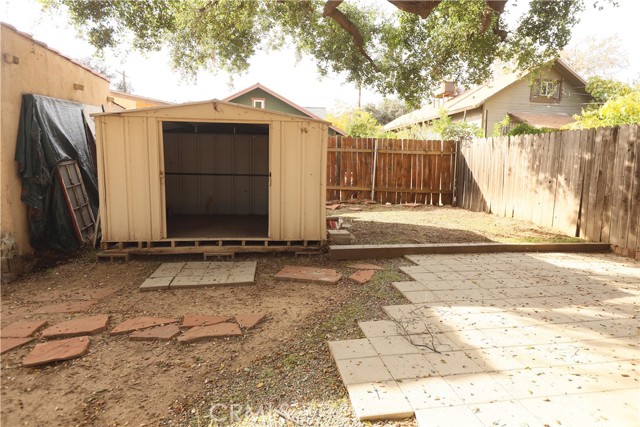 Detail Gallery Image 16 of 16 For 239 E Montana St, Pasadena,  CA 91104 - 2 Beds | 2 Baths
