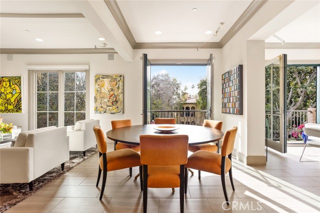 200 S Orange Grove Boulevard, Pasadena CA: https://media.crmls.org/medias/d445b8fd-eeff-4cca-bea8-91a508589542.jpg