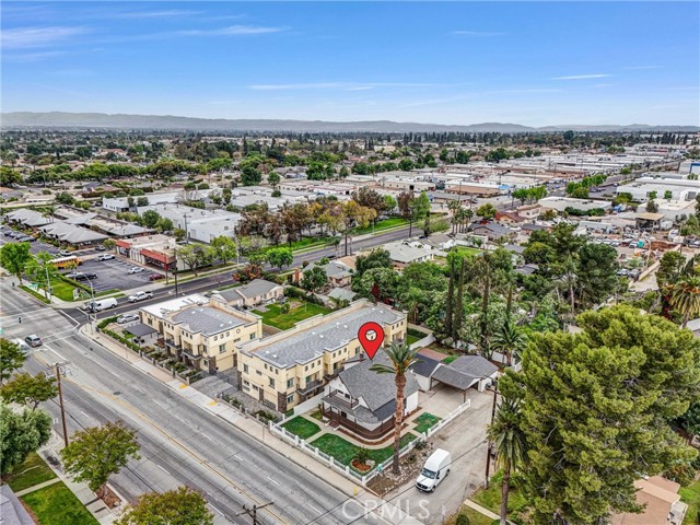 239 N San Antonio Avenue, Upland CA: https://media.crmls.org/medias/d445c283-ded0-4e99-b62f-fdc2e034edc8.jpg
