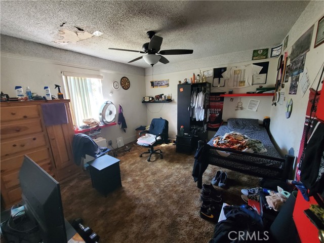 Detail Gallery Image 10 of 18 For 1933 W 43rd Pl, Los Angeles,  CA 90062 - 4 Beds | 2 Baths