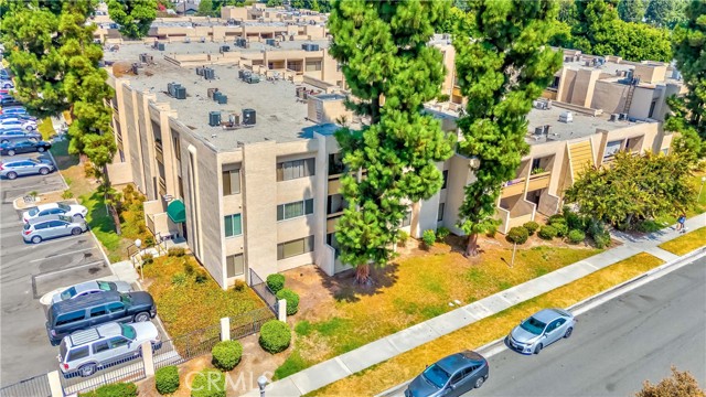 Detail Gallery Image 1 of 1 For 301 N Ford Ave #302,  Fullerton,  CA 92832 - 1 Beds | 1 Baths