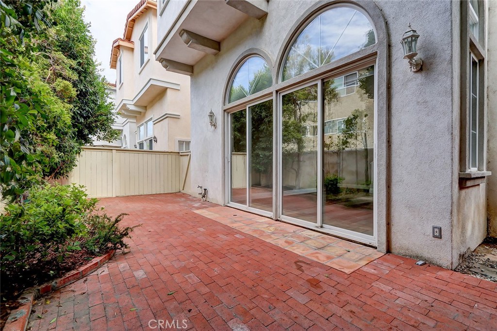 700 Meyer Lane 16