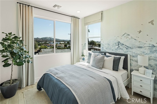 Detail Gallery Image 10 of 14 For 9330 via Azul, Pico Rivera,  CA 90660 - 4 Beds | 3/1 Baths