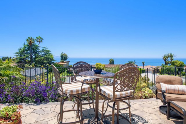 30167 Via Borica, Rancho Palos Verdes, California 90275, 4 Bedrooms Bedrooms, ,3 BathroomsBathrooms,Residential,Sold,Via Borica,PV23129774