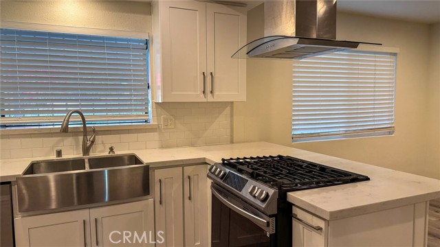 22762 Avenue San Luis photo 45
