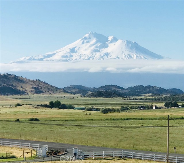 Detail Gallery Image 8 of 46 For 1201 Ball Mountain Little Shasta Rd, Montague,  CA 96064 - 3 Beds | 3/1 Baths