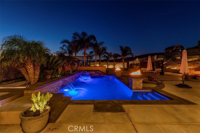 239 Cross Rail Lane, Norco CA: https://media.crmls.org/medias/d4499d1f-5869-4c55-8240-cba7c4254036.jpg